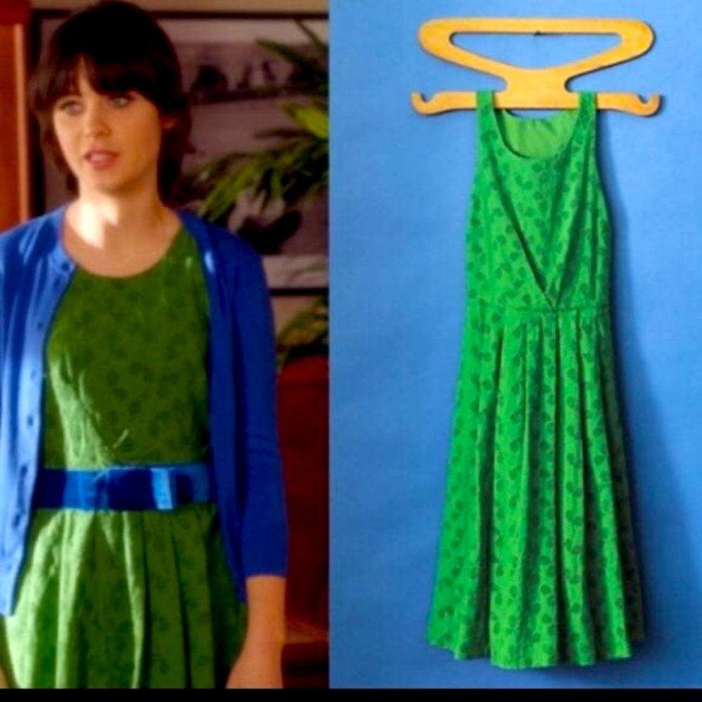 Anthropologie New Girl Green fit n flare